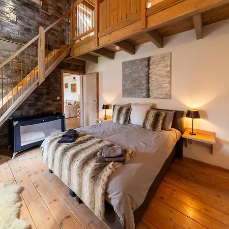 Lush With Bubble Bath And Sauna Holiday home *
