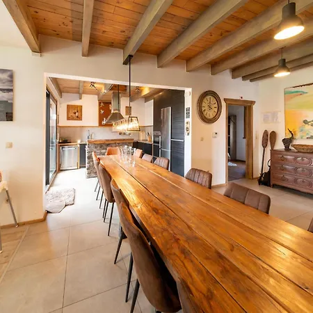 Ferienhaus Lush With Bubble Bath And Sauna