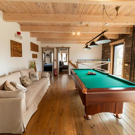 Lush With Bubble Bath And Sauna